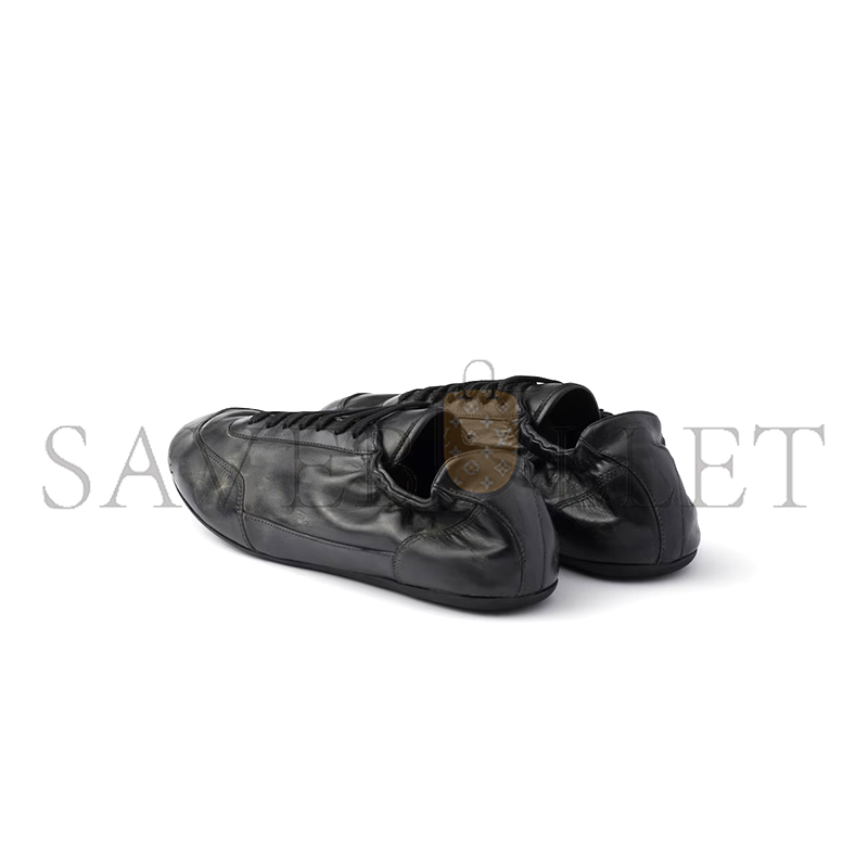 Pra*a collapse leather sneakers 2eg479